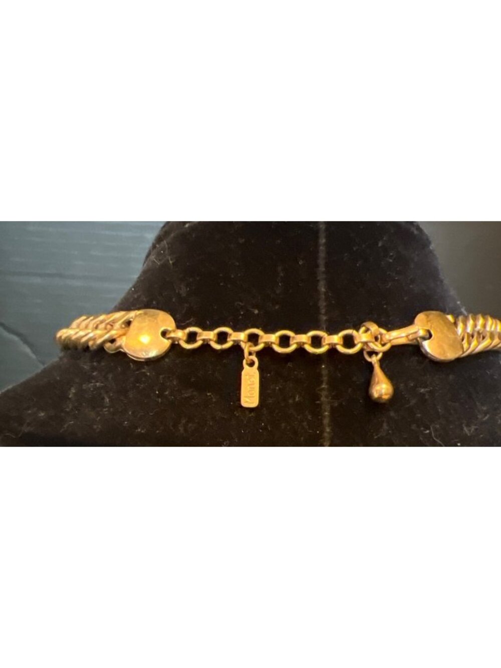 Monet Vintage Gold-Tone Cuban Link Chain Necklace With Adjustable Lobster Clasp - Picture 5 of 10